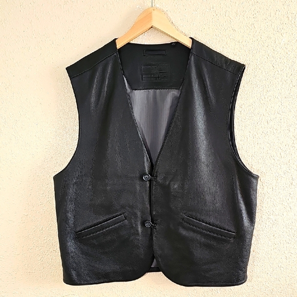 Roundtree & Yorke Leather Vest.